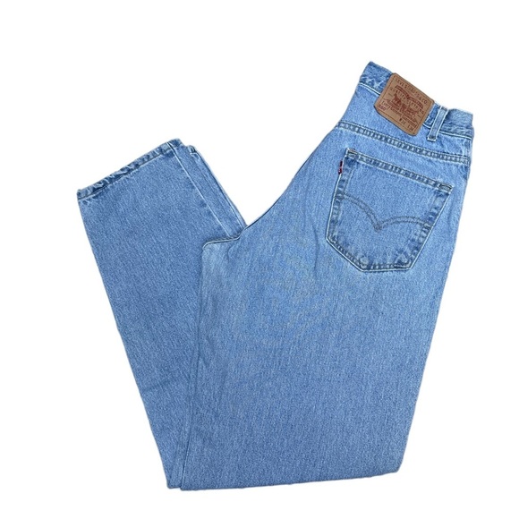 Vintage Levi’s 560 light wash loose fit tapered leg high waist size 34x34 - Picture 1 of 9